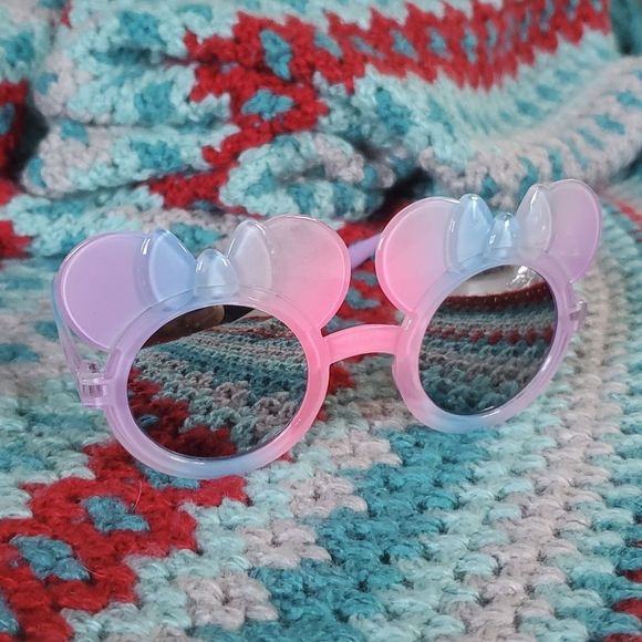 NEW MOUSE EARS WITH BOW CHILDREN'S SUNGLASSES - Picture 3 of 3